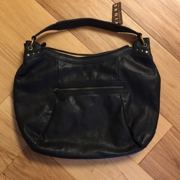 Fiore By Isabella NWT❤️Fiore Black Leather Studded Bag. P/A1091/20 - Picture 4 of 11